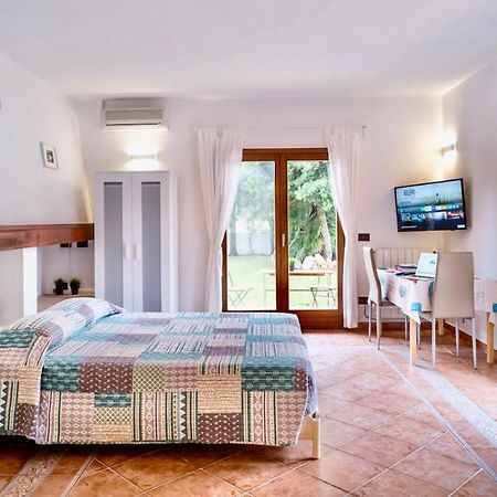 Welcomely - Affittacamere Insula Olbia Exterior photo
